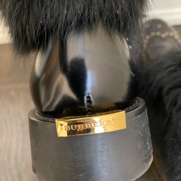 Burberry boots - Picture 3 of 4